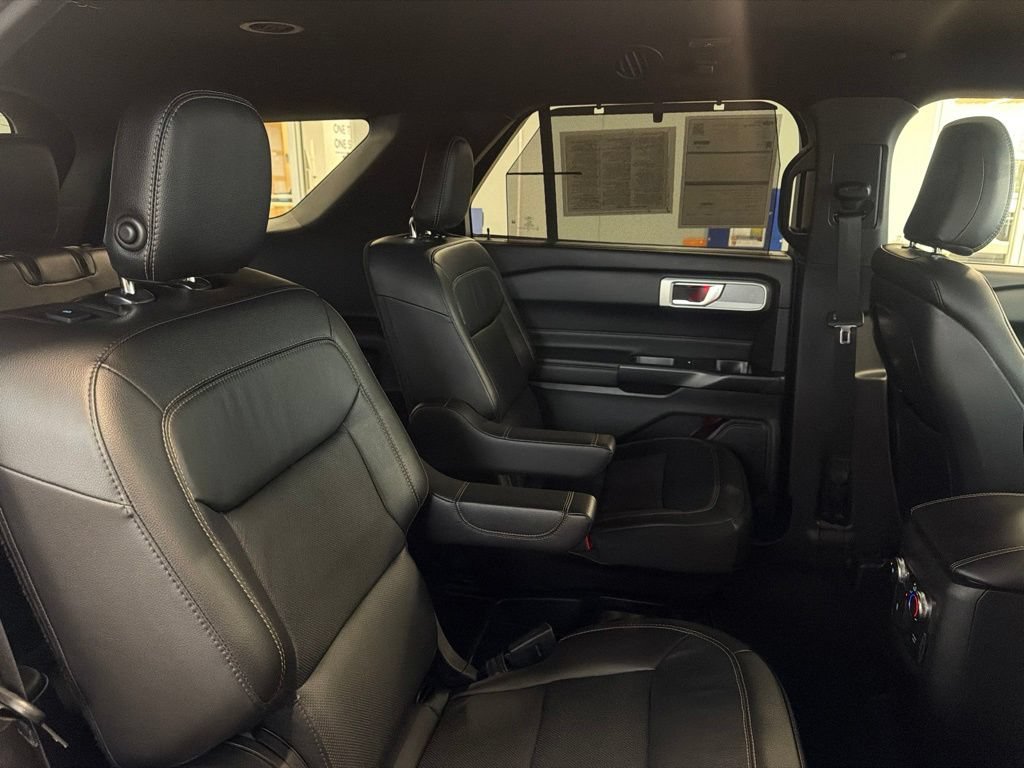 Certified 2020 Ford Explorer Limited w/ Hybrid Equipment Group 310A AWD/4WD image 66