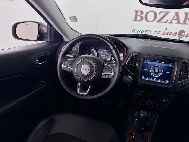 Used 2020 Jeep Compass Trailhawk AWD/4WD image 27