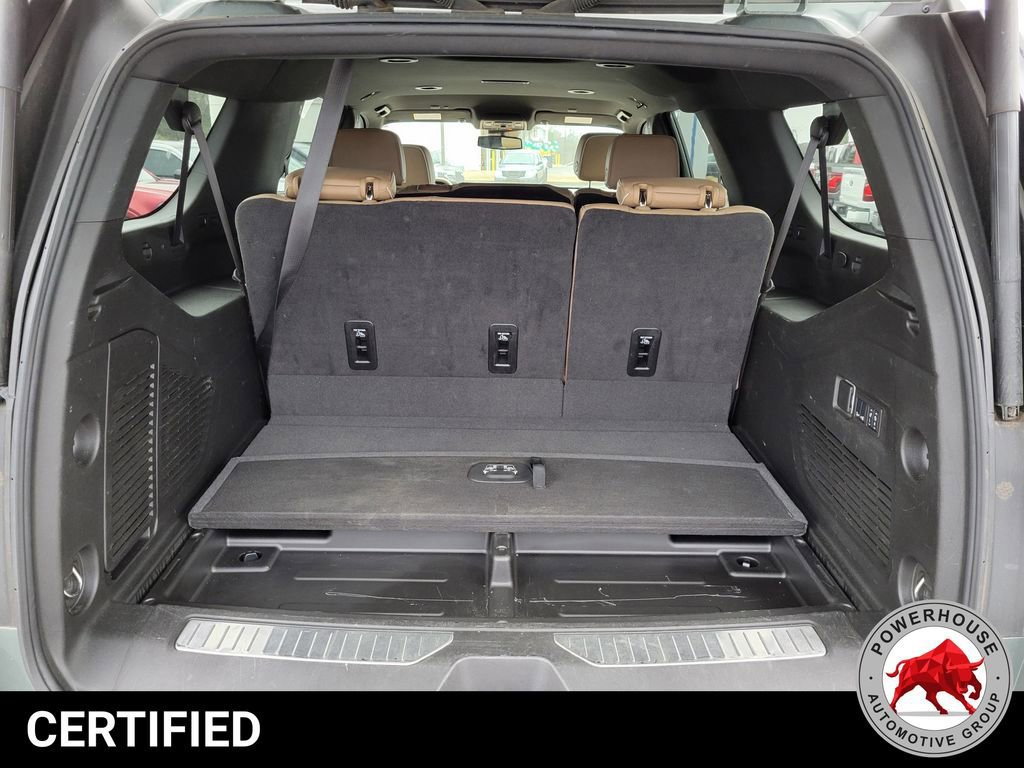 Used 2024 Chevrolet Suburban Premier image 13