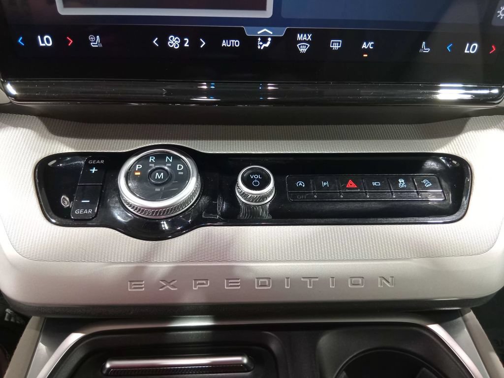Certified 2025 Ford Expedition Max Active AWD/4WD image 22
