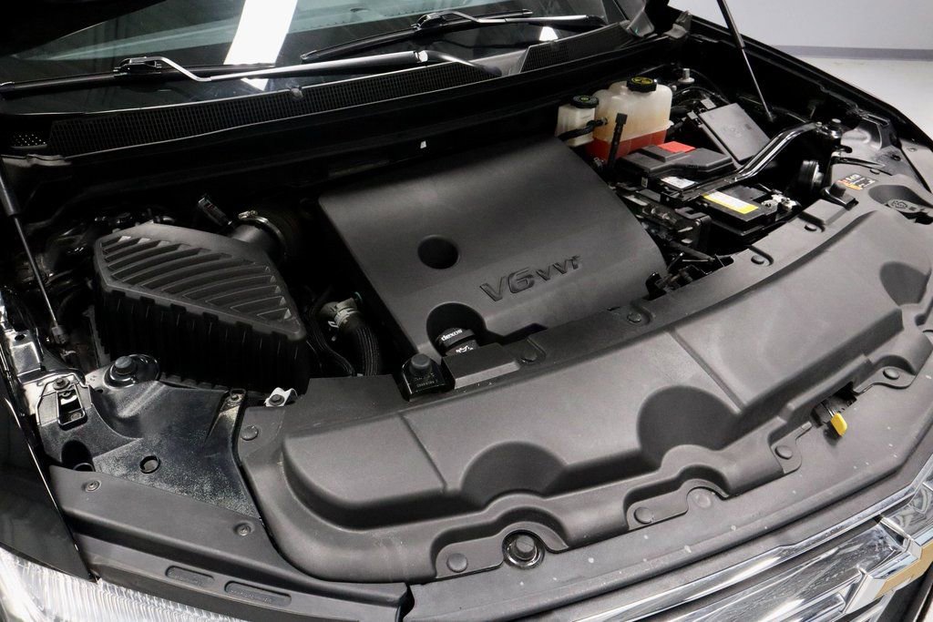 Used 2023 Chevrolet Traverse LT w/ LPO, Floor Liner Package image 16