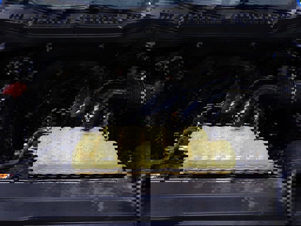 Certified 2019 Ford F150 XLT w/ Equipment Group 302A Luxury image 30