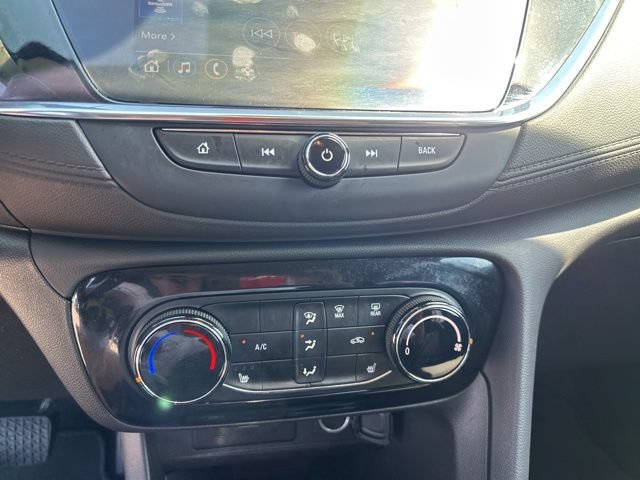 Used 2023 Buick Encore GX Preferred w/ Cold Weather Comfort Package AWD/4WD image 25