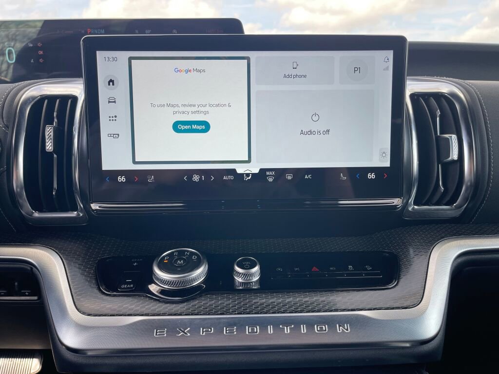 Certified 2025 Ford Expedition Max Platinum w/ Stealth Performance Package image 17