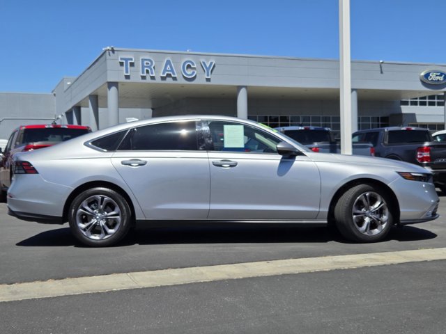 Used 2023 Honda Accord EX image 3
