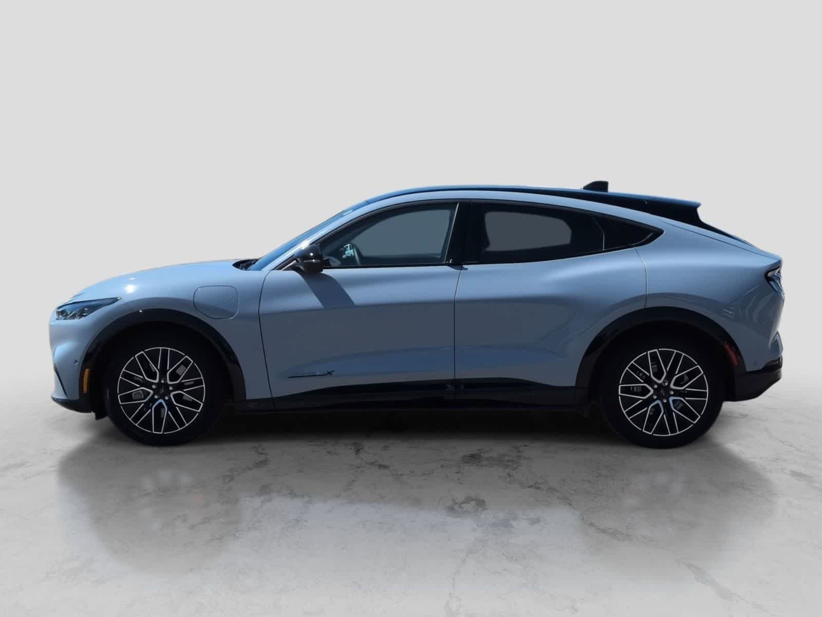 Certified 2024 Ford Mustang Mach-E Premium AWD/4WD image 5
