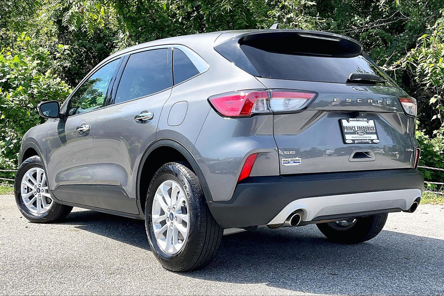 Certified 2021 Ford Escape SE AWD/4WD image 12