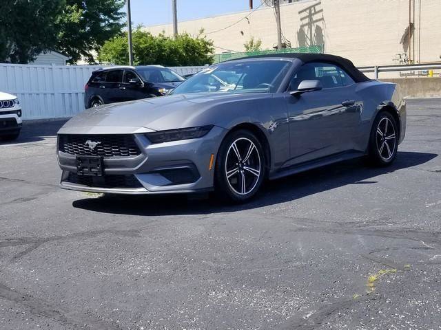 Certified 2025 Ford Mustang Premium RWD image 2