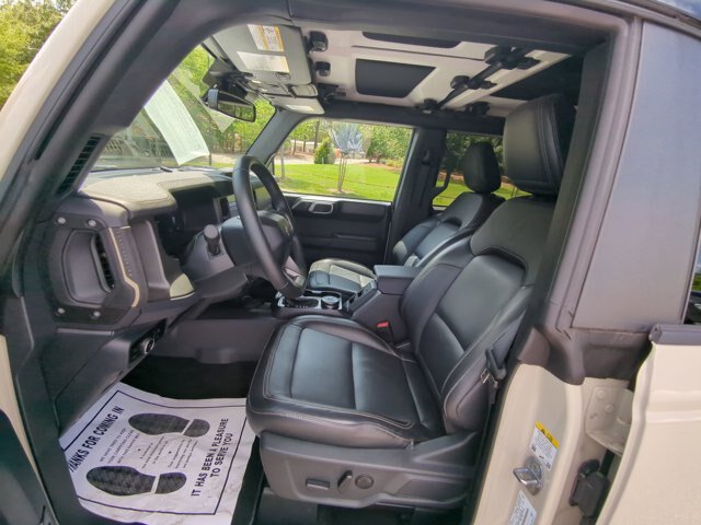 Certified 2025 Ford Bronco Badlands AWD/4WD image 16