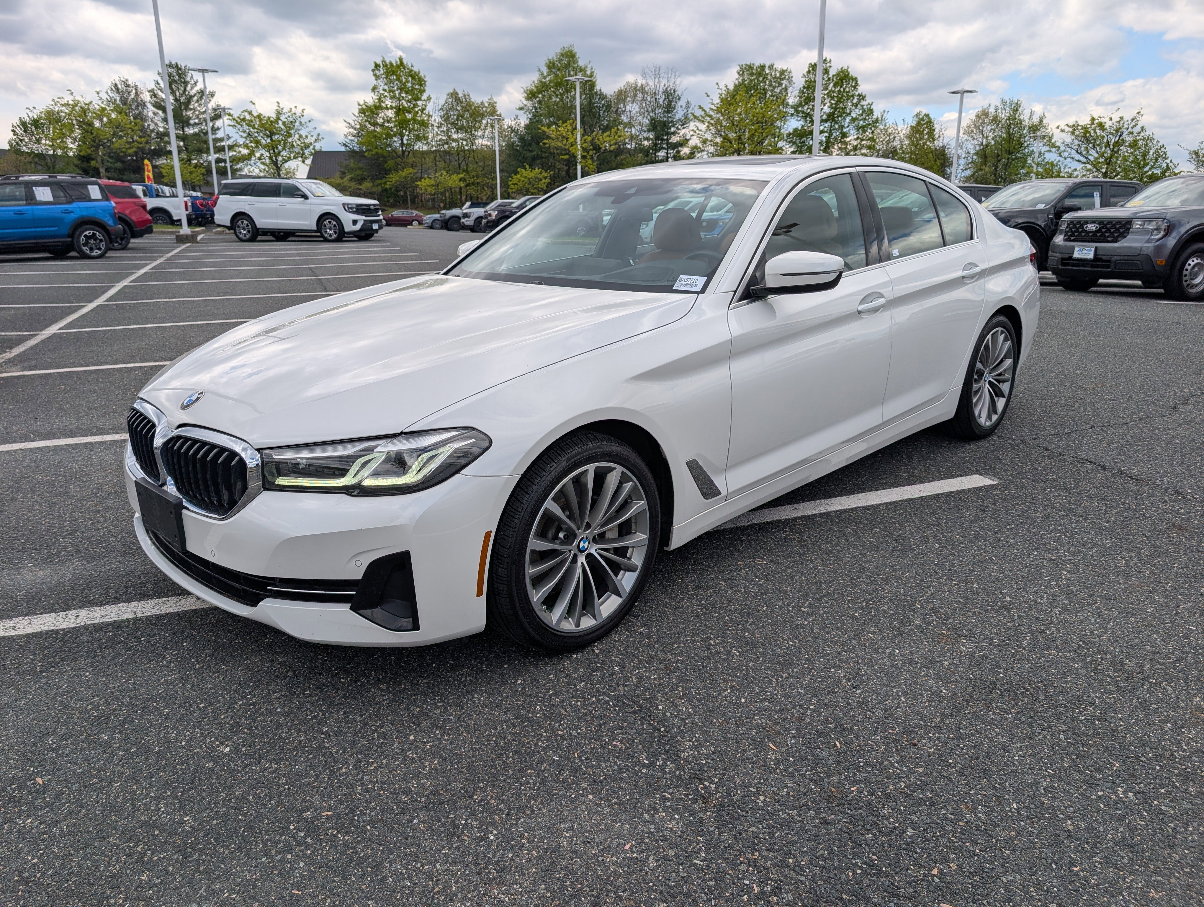 Used 2022 BMW 530i xDrive w/ Premium Package AWD/4WD image 7