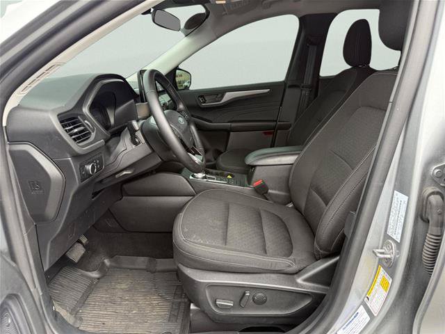 Certified 2024 Ford Escape Active AWD/4WD image 9