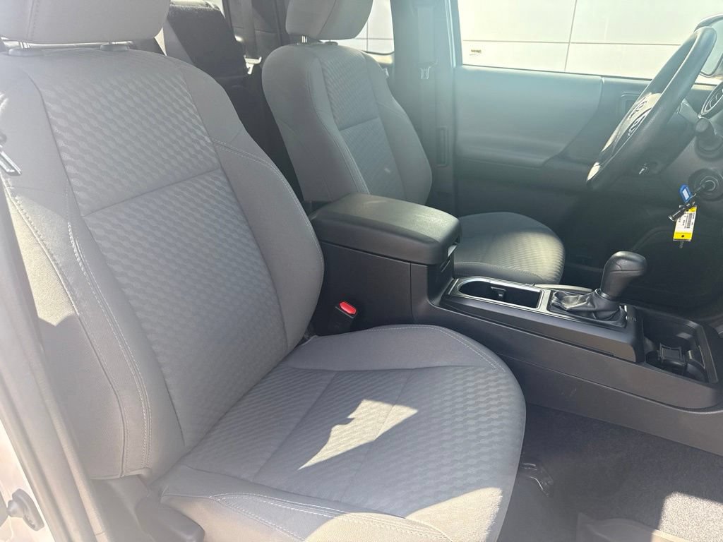 Used 2022 Toyota Tacoma SR RWD image 27
