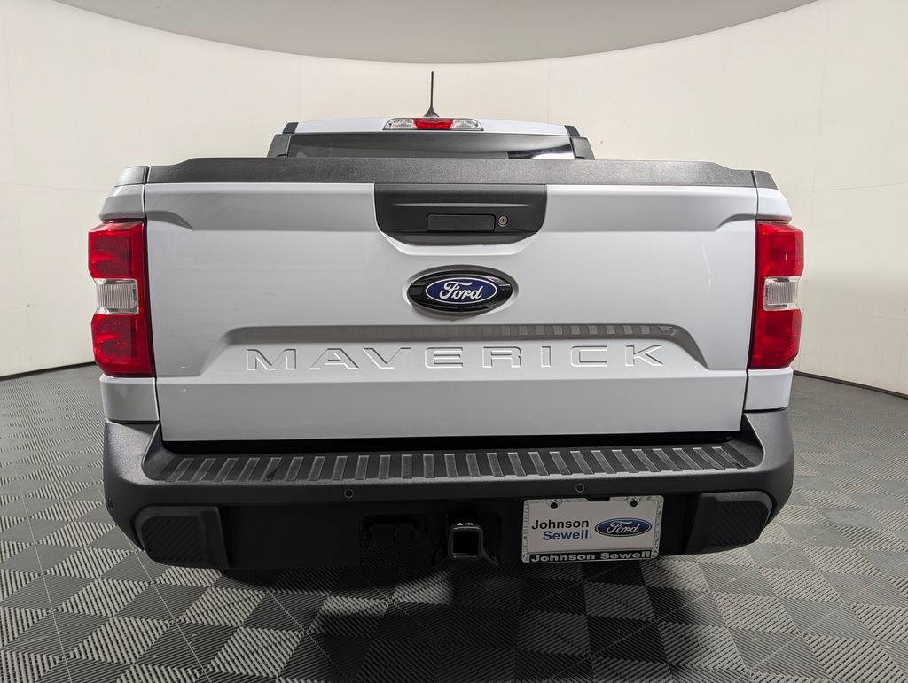 Certified 2025 Ford Maverick XLT w/ XLT Luxury Package AWD/4WD image 6