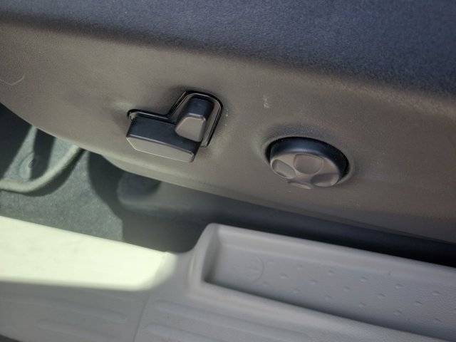 Used 2022 Chrysler Pacifica Touring-L AWD/4WD image 24