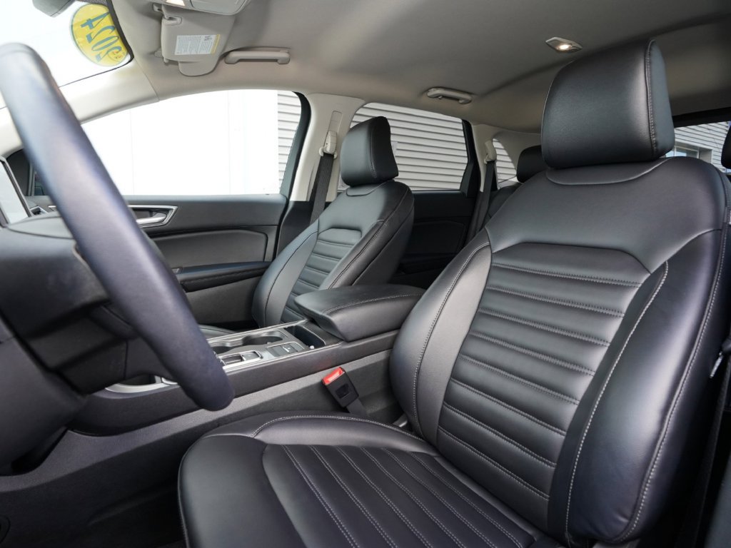 Certified 2024 Ford Edge SEL w/ Convenience Package AWD/4WD image 12