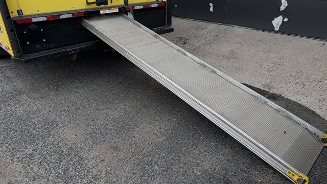 Certified 2022 Ford E-350 and Econoline 350 Super Duty w/ Power Windows & Locks Group RWD image 9