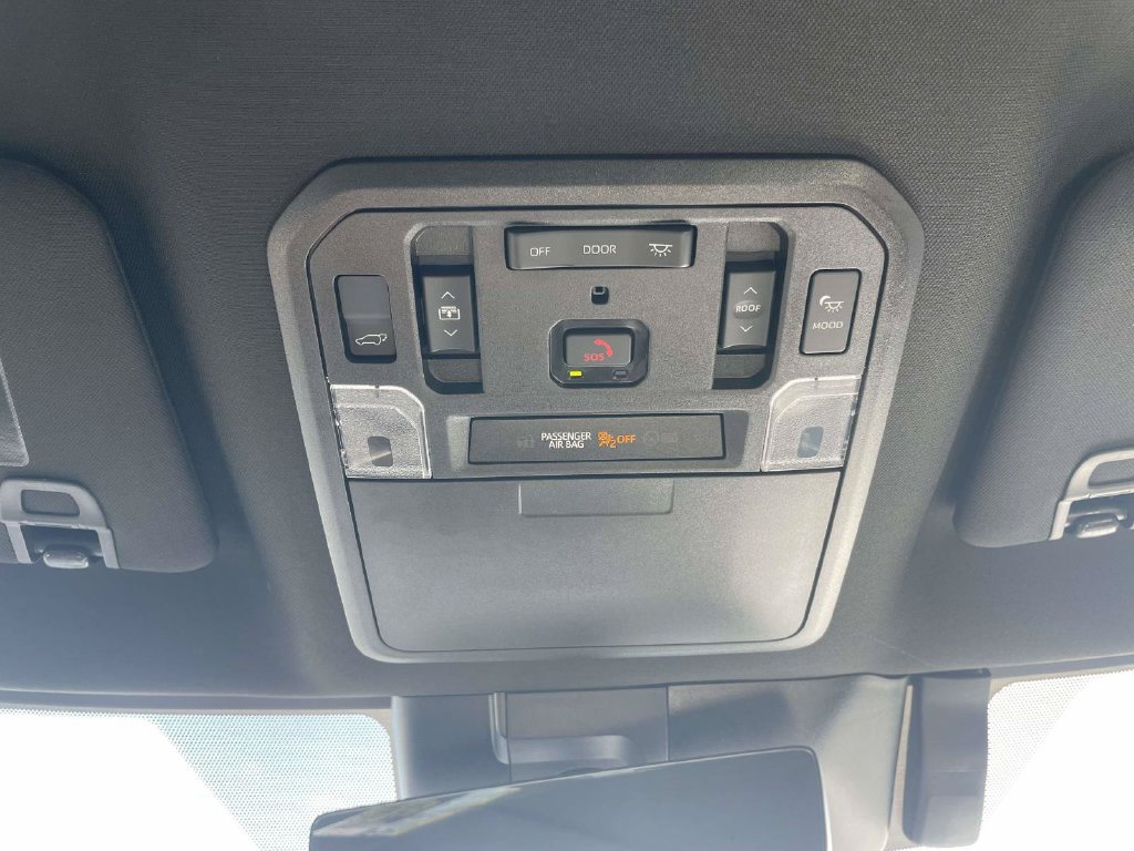 Used 2024 Toyota Sequoia Capstone AWD/4WD image 29