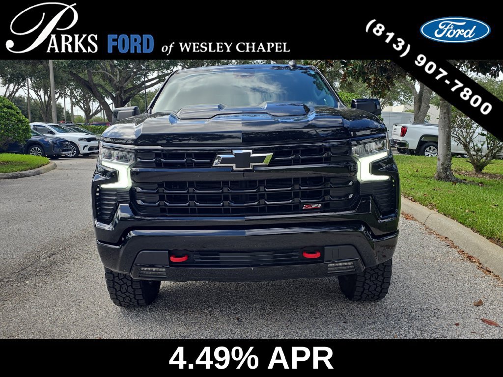 Used 2024 Chevrolet Silverado 1500 LT Trail Boss w/ Convenience Package II AWD/4WD image 3