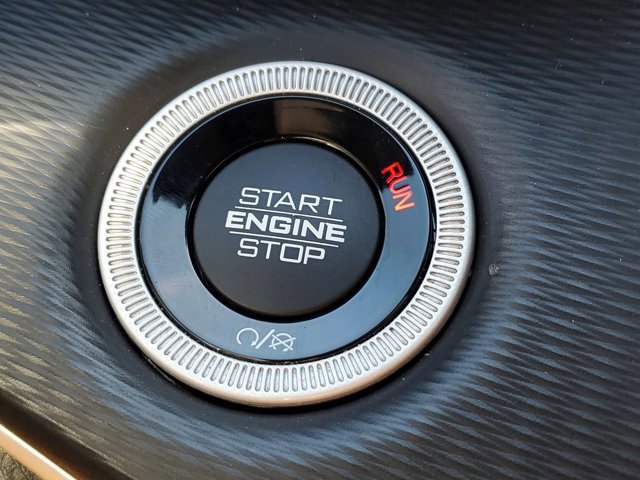 Used 2023 Jeep Grand Cherokee Altitude image 33