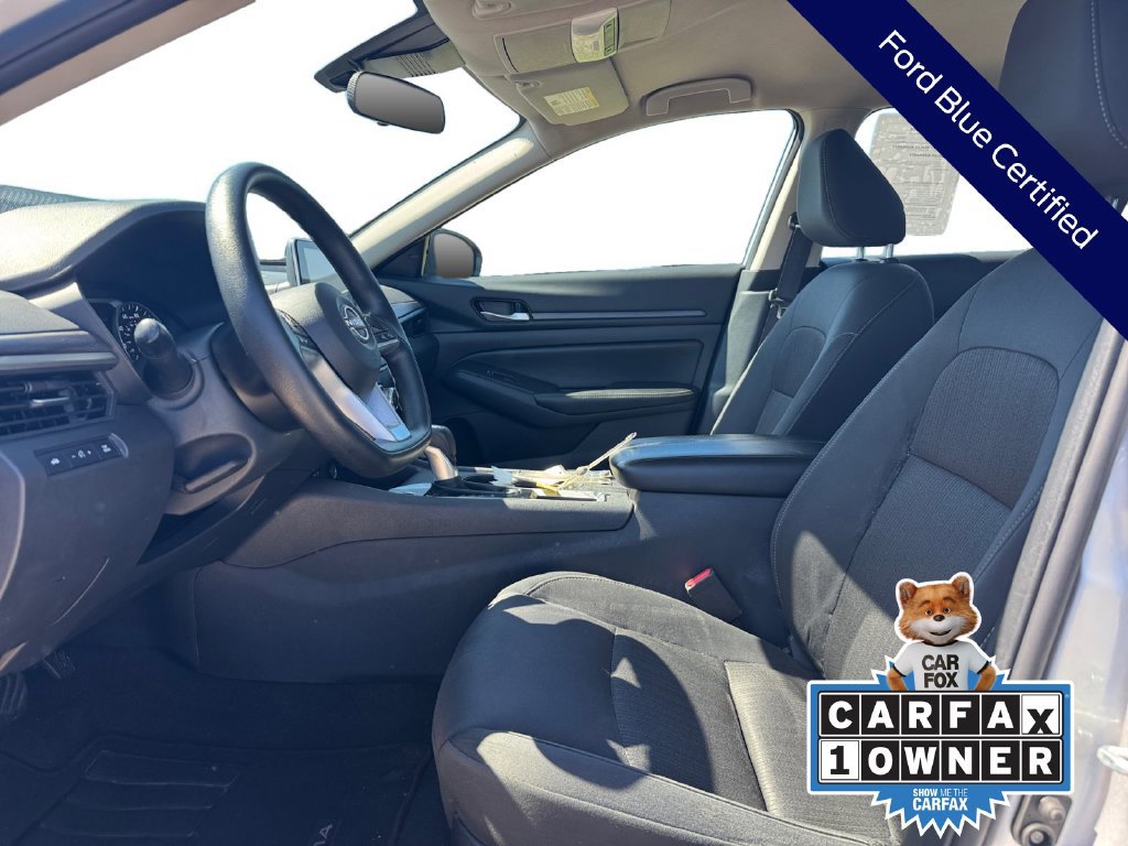 Used 2025 Nissan Altima 2.5 SV FWD image 13