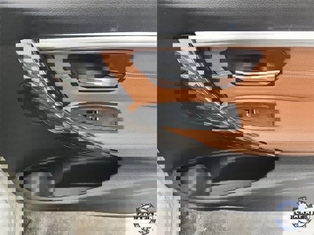 Used 2017 BMW 330i xDrive Sedan image 34