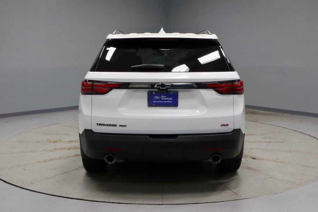 Used 2023 Chevrolet Traverse RS w/ LPO, Floor Liner Package AWD/4WD image 11