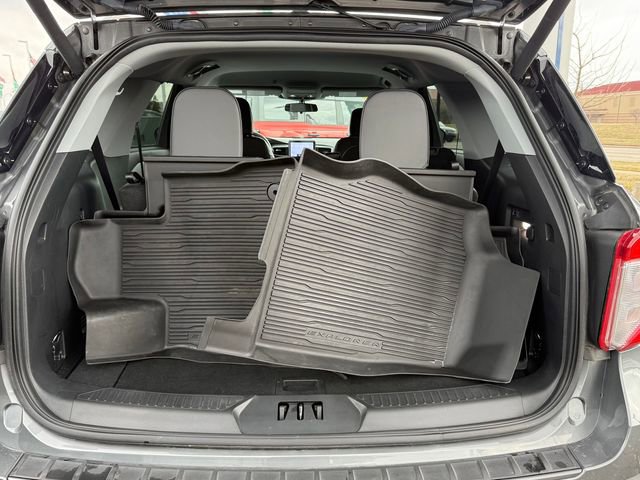 Certified 2023 Ford Explorer XLT w/ Equipment Group 202A image 27