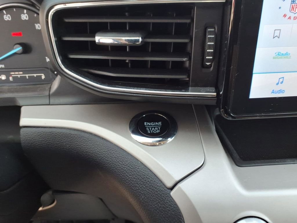 Certified 2023 Ford Explorer XLT w/ Equipment Group 202A AWD/4WD image 24