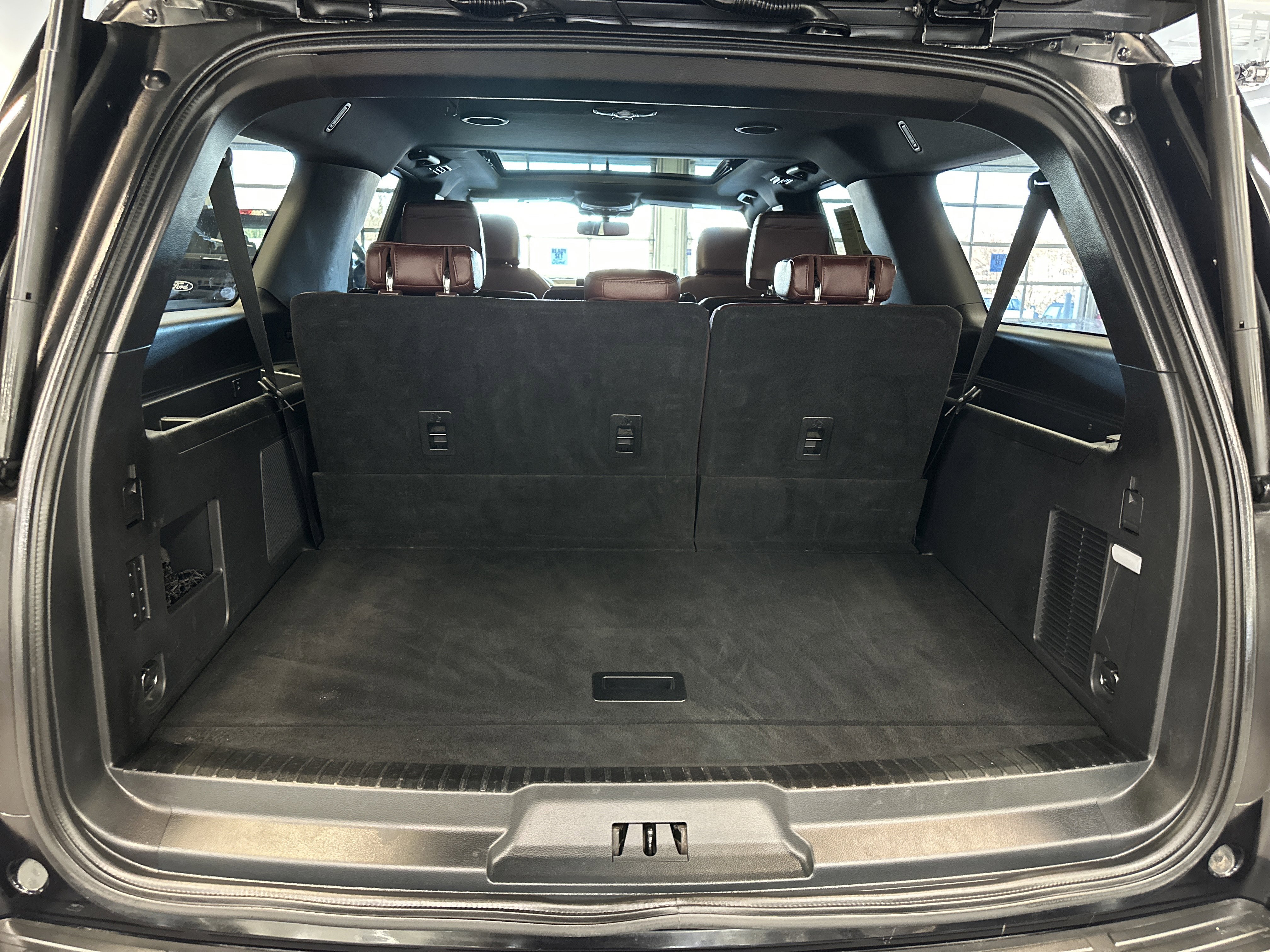 Certified 2022 Ford Expedition Max Limited image 8