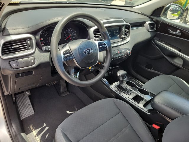 Used 2019 Kia Sorento L FWD image 17