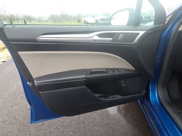 Certified 2018 Ford Fusion S image 21