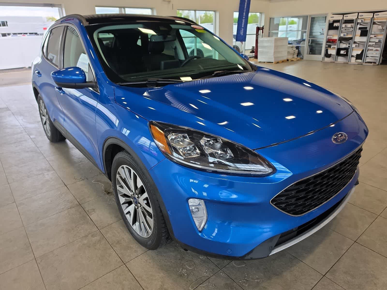 Certified 2021 Ford Escape Titanium FWD image 5