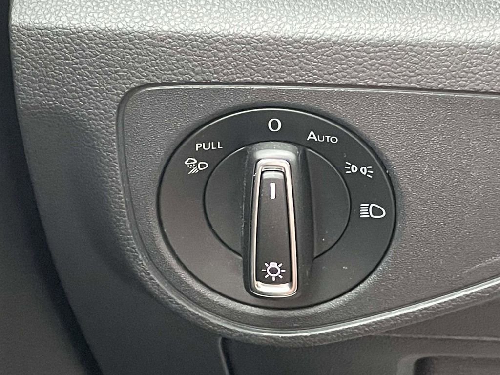 Used 2020 Volkswagen Atlas Cross Sport S FWD image 25