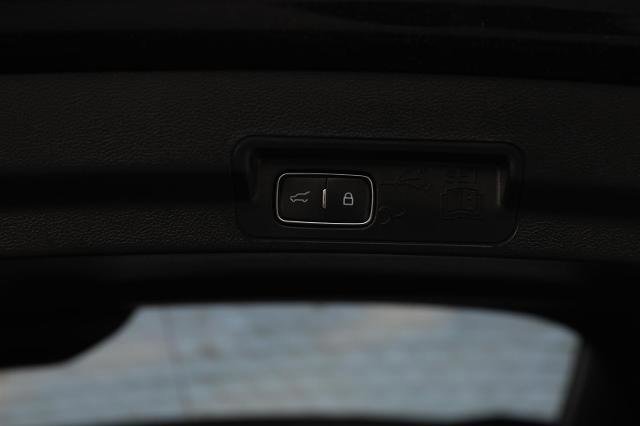 Certified 2023 Ford Explorer XLT w/ Equipment Group 202A image 15