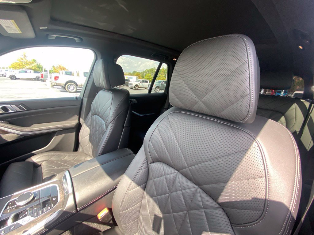Used 2024 BMW X5 xDrive40i AWD/4WD image 22