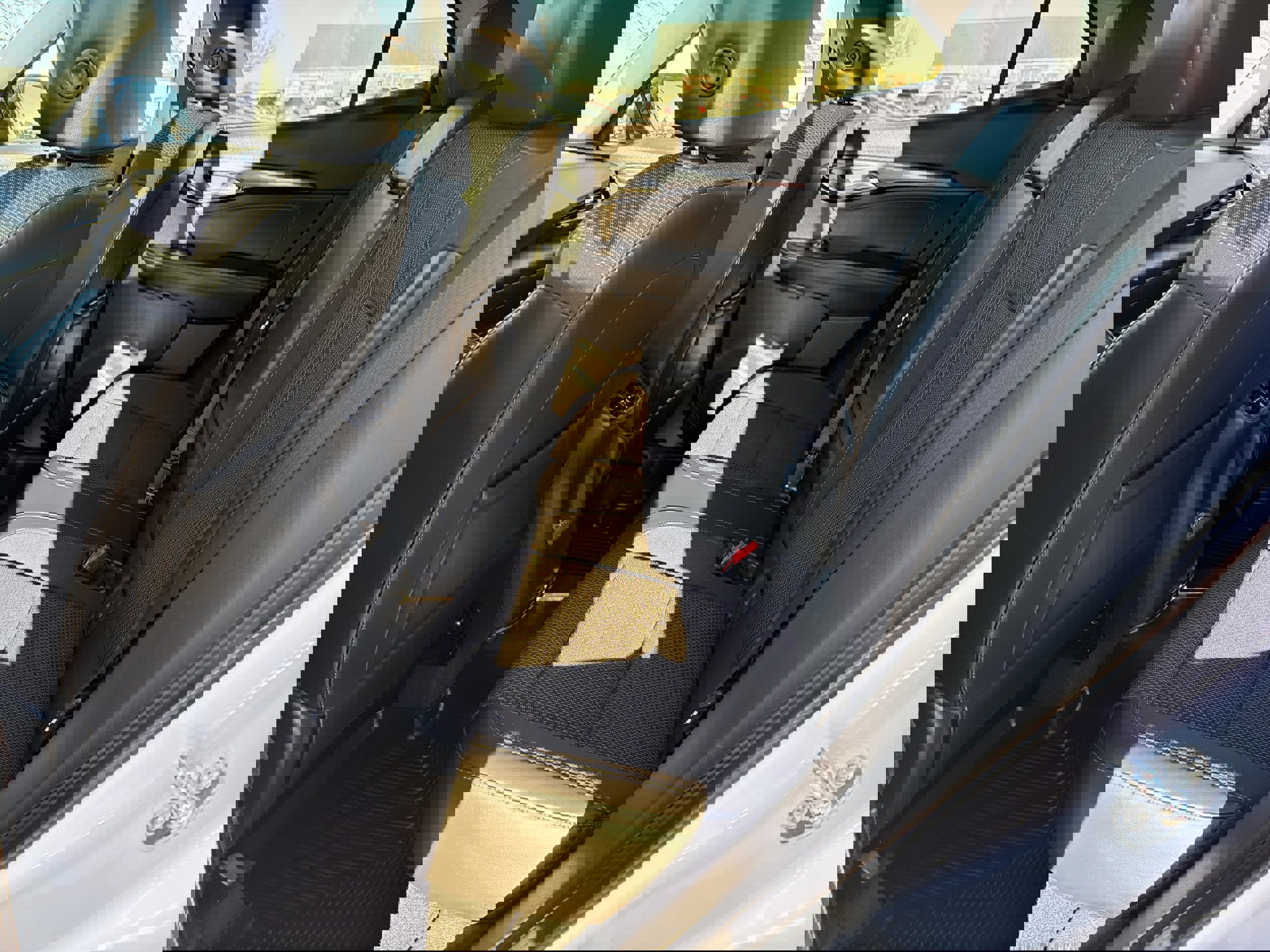 Used 2023 Buick Envision Preferred w/ Sport Touring Package image 7