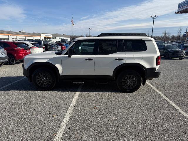 Used 2024 Toyota Land Cruiser 1958 image 2