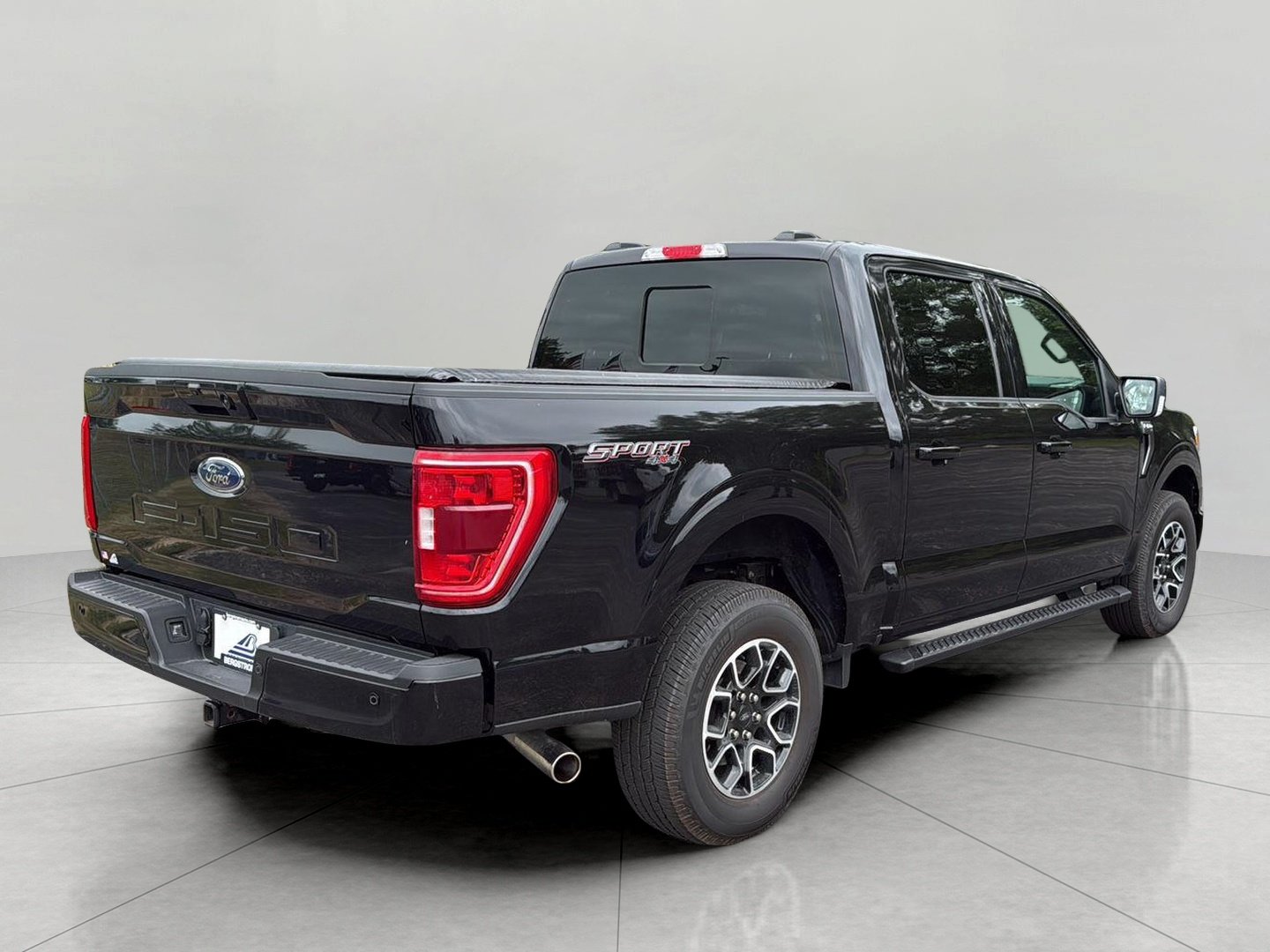 Certified 2022 Ford F150 XLT w/ Equipment Group 302A High AWD/4WD image 9