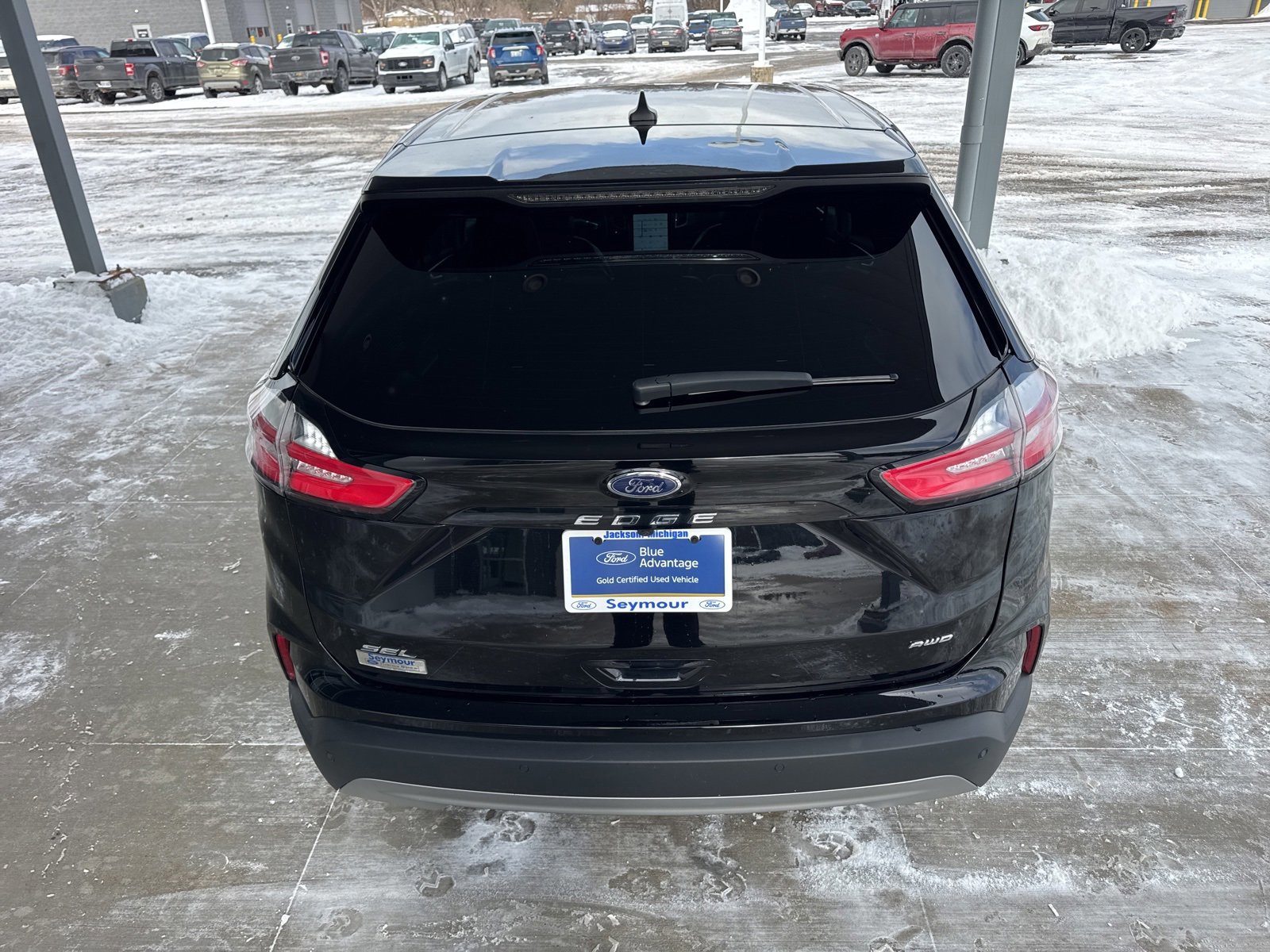 Certified 2024 Ford Edge SEL w/ Convenience Package image 4