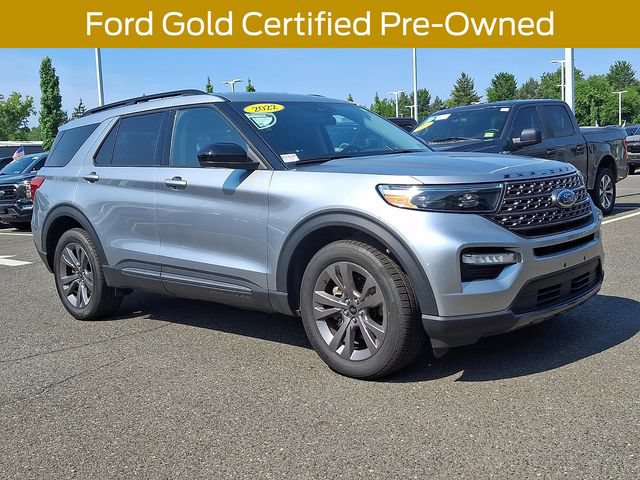 Certified 2022 Ford Explorer XLT w/ Equipment Group 202A