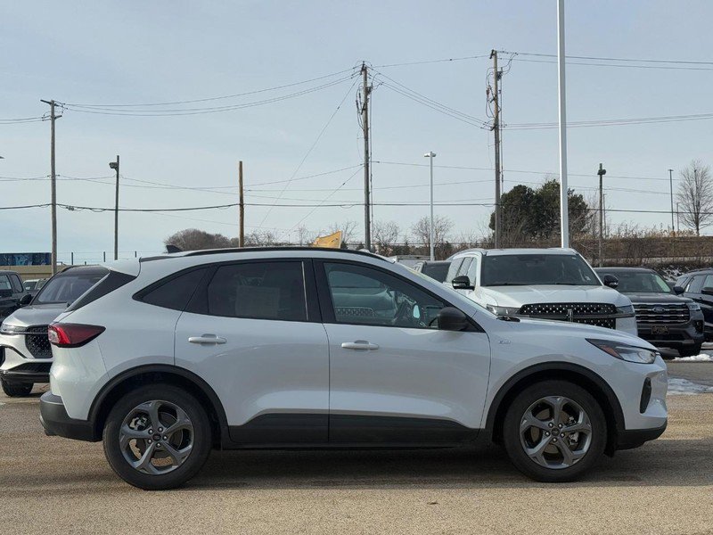 Certified 2025 Ford Escape ST-Line w/ Equipment Group 301A image 2