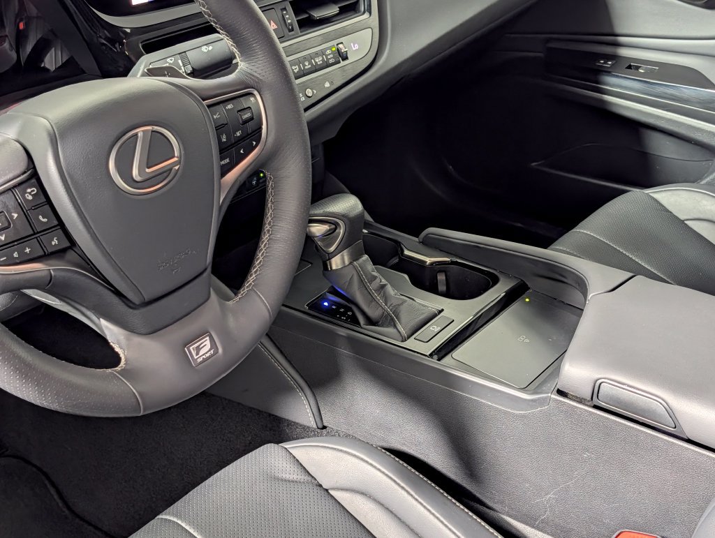 Used 2023 Lexus ES 350 F Sport w/ Accessory Package (Z2) FWD image 24