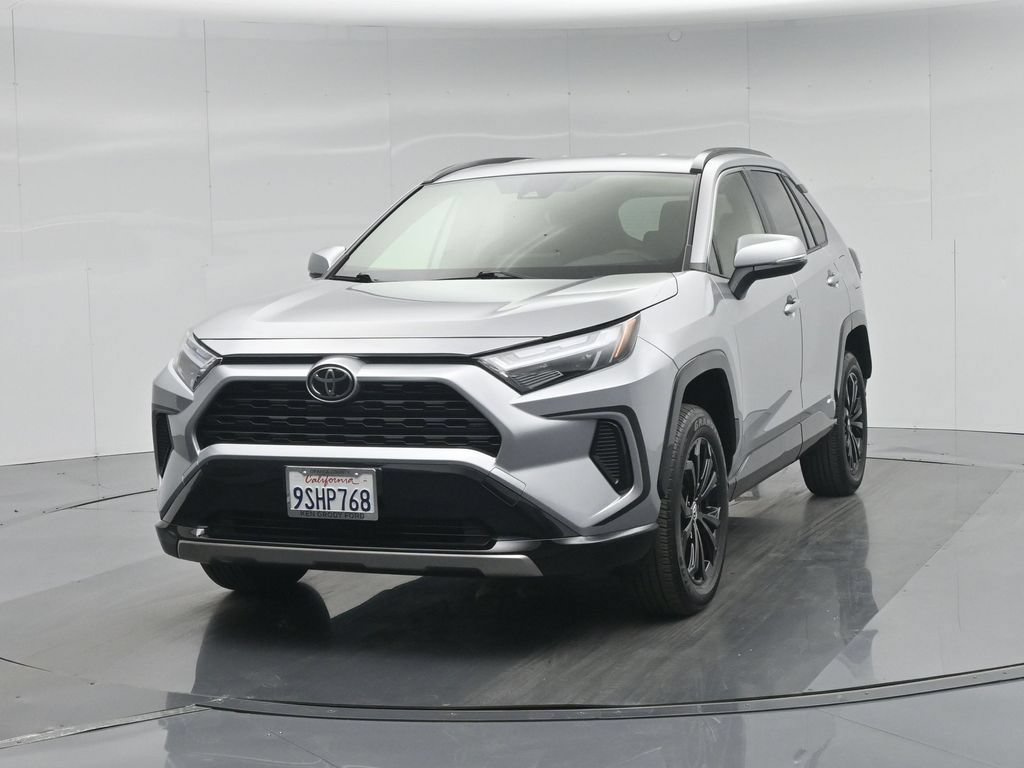 Used 2025 Toyota RAV4 SE AWD/4WD image 58