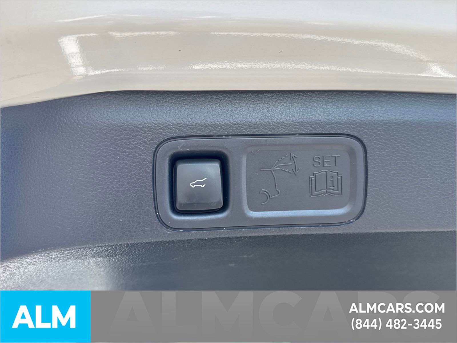 Certified 2024 Ford Expedition Limited image 26