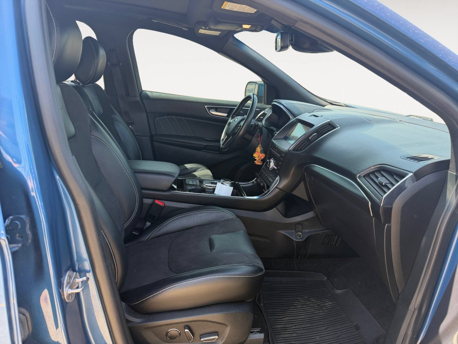 Certified 2019 Ford Edge ST w/ Equipment Group 401A AWD/4WD image 15
