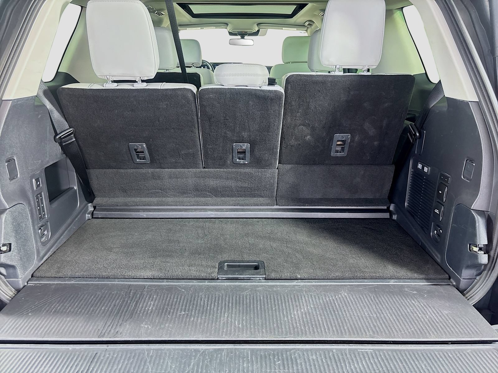 Certified 2025 Ford Expedition Platinum AWD/4WD image 28
