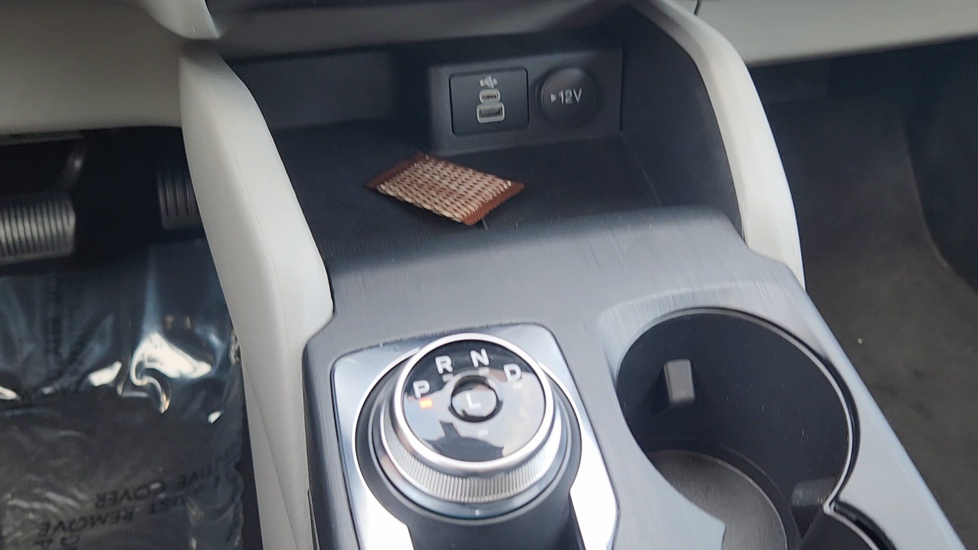 Certified 2025 Ford Escape Active AWD/4WD image 17