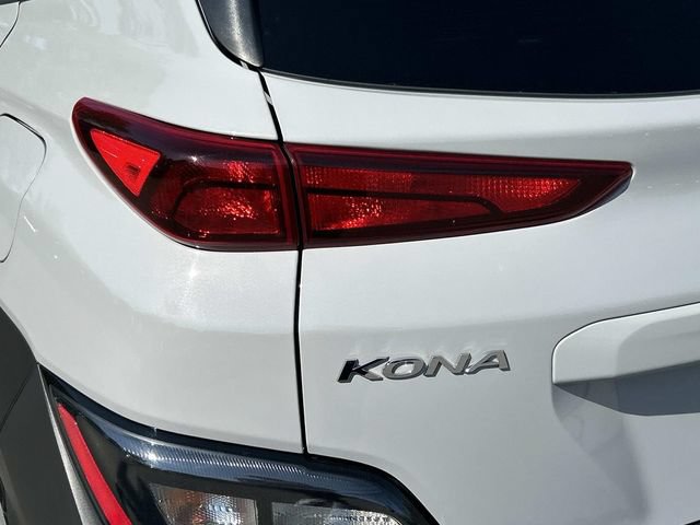 Used 2022 Hyundai Kona SEL w/ Convenience Package FWD image 11