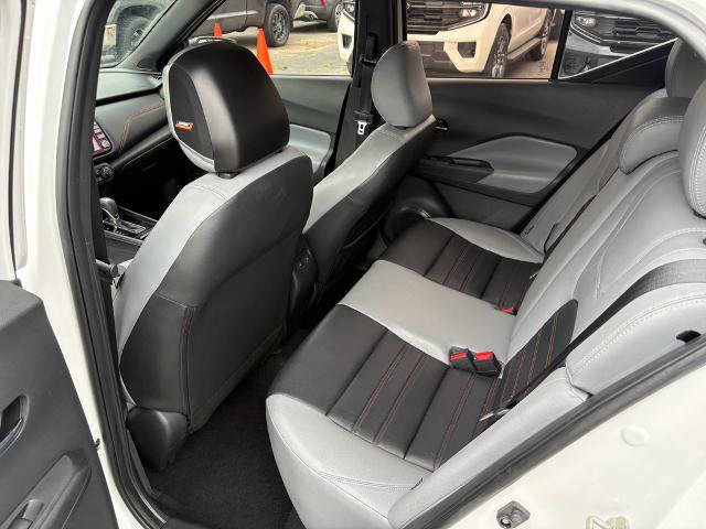 Used 2022 Nissan Kicks SR w/ Premium Package FWD image 11
