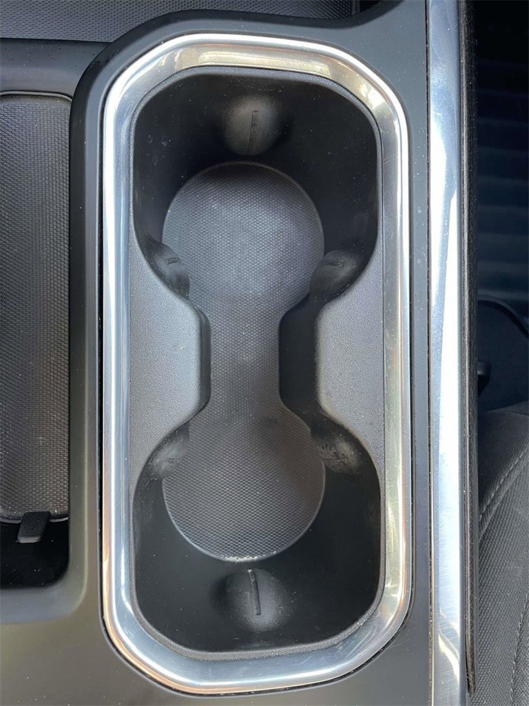 Used 2022 Chevrolet Silverado 1500 LT image 18